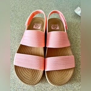 EUC! Reef Water Vista Water Proof Sandals, Sz 9
